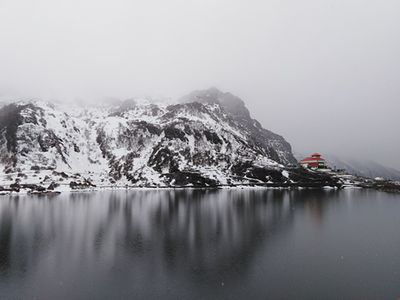 Sikkim–Darjeeling Scenic Escape